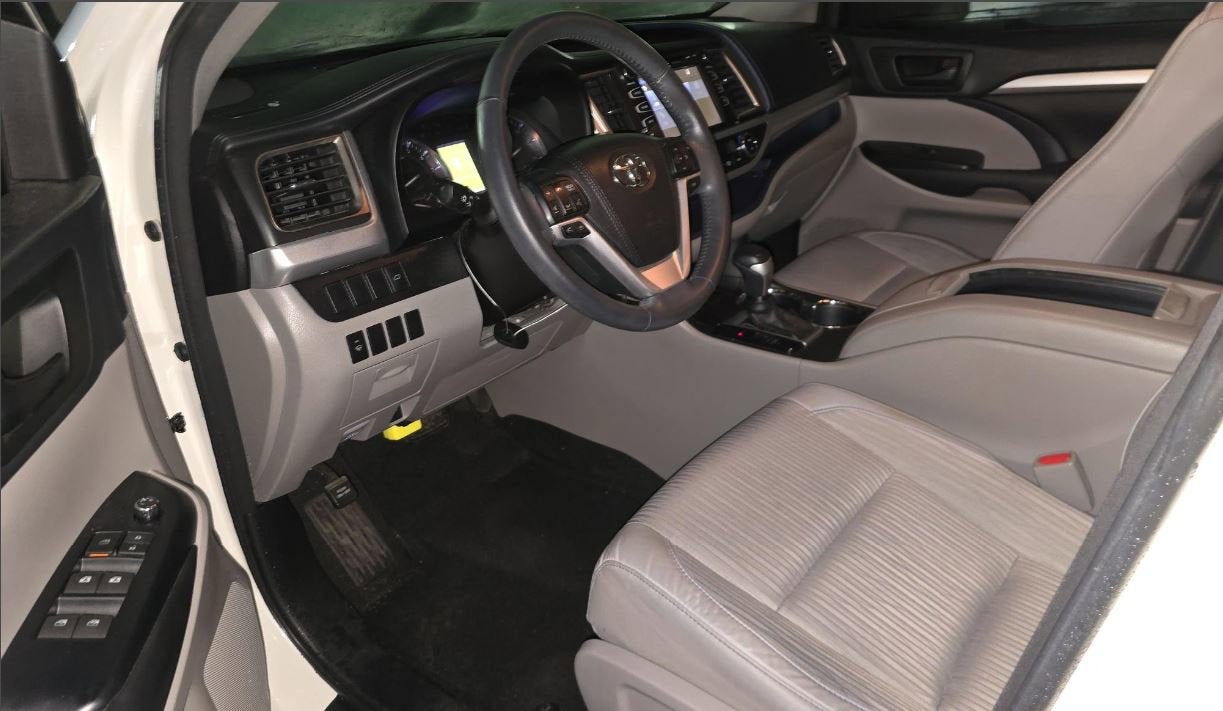 2016 Toyota Highlander LE Plus