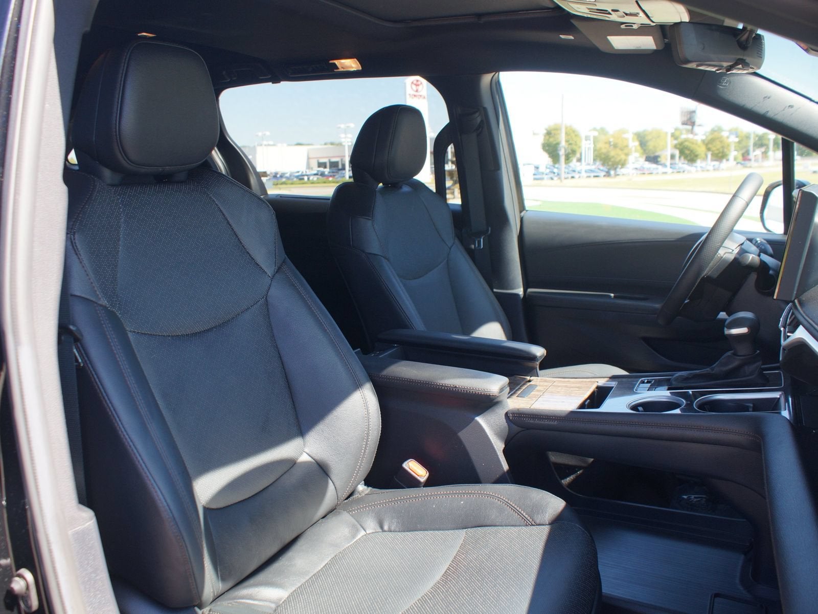 2025 Toyota Sienna Limited