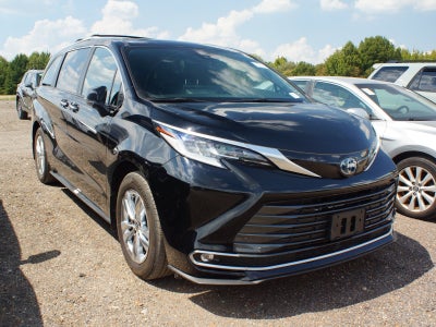2025 Toyota Sienna Limited