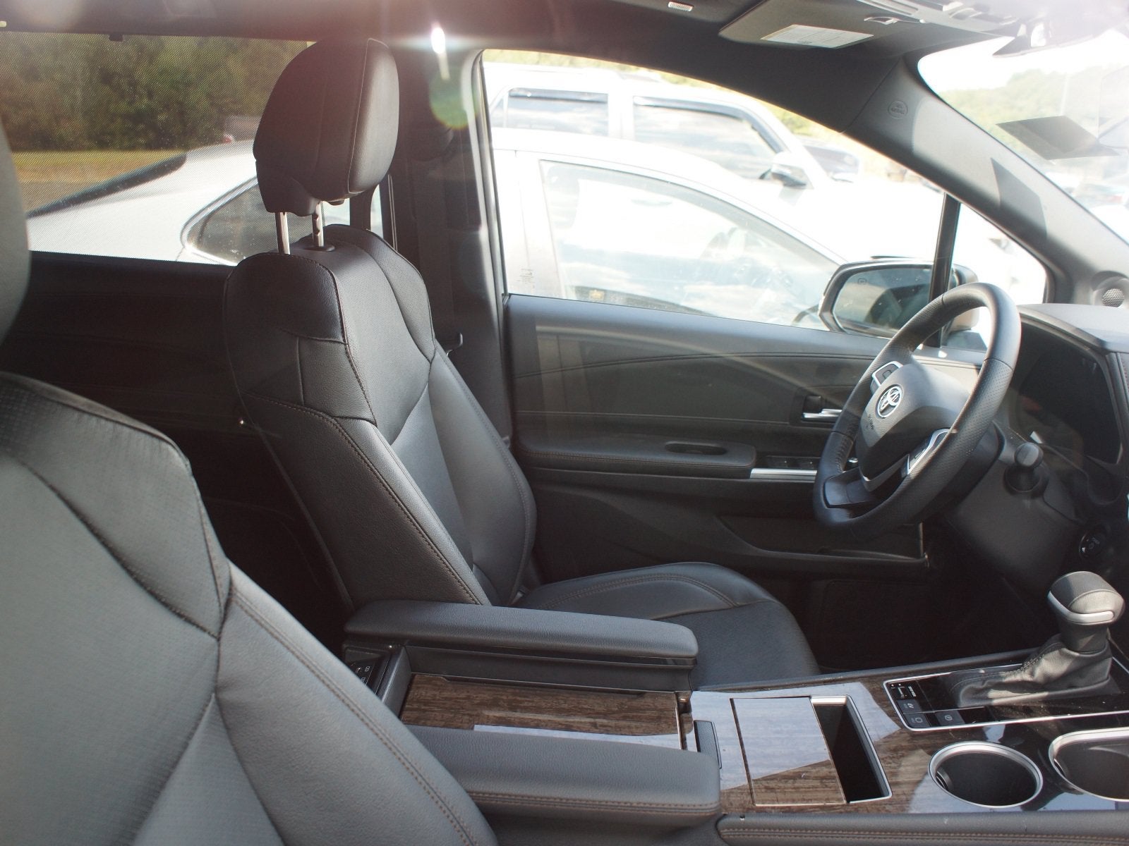 2025 Toyota Sienna Limited