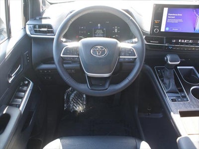 2025 Toyota Sienna Limited