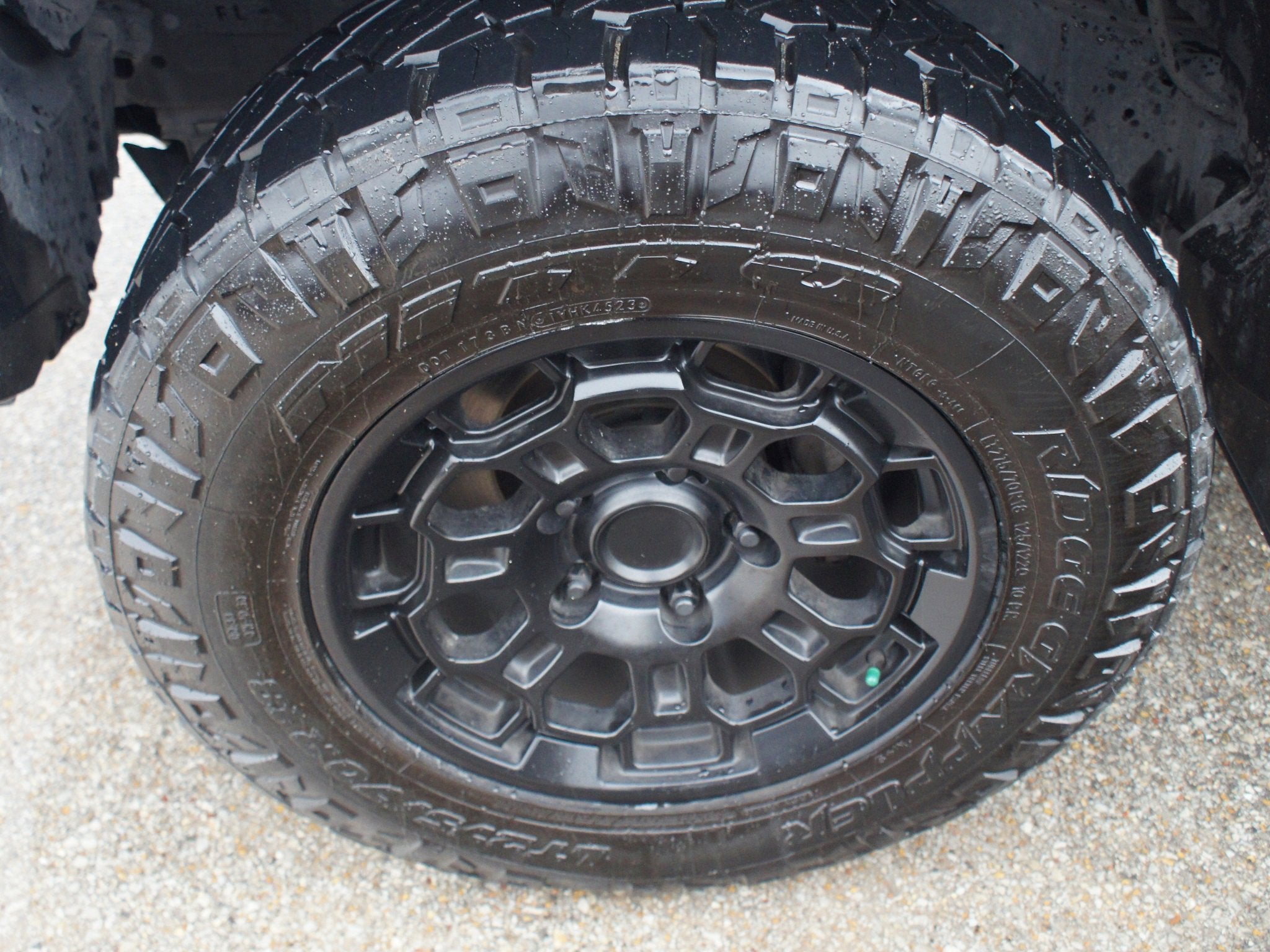 2015 Toyota Tundra 4WD Truck 1794