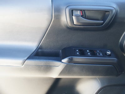 2016 Toyota Tacoma SR