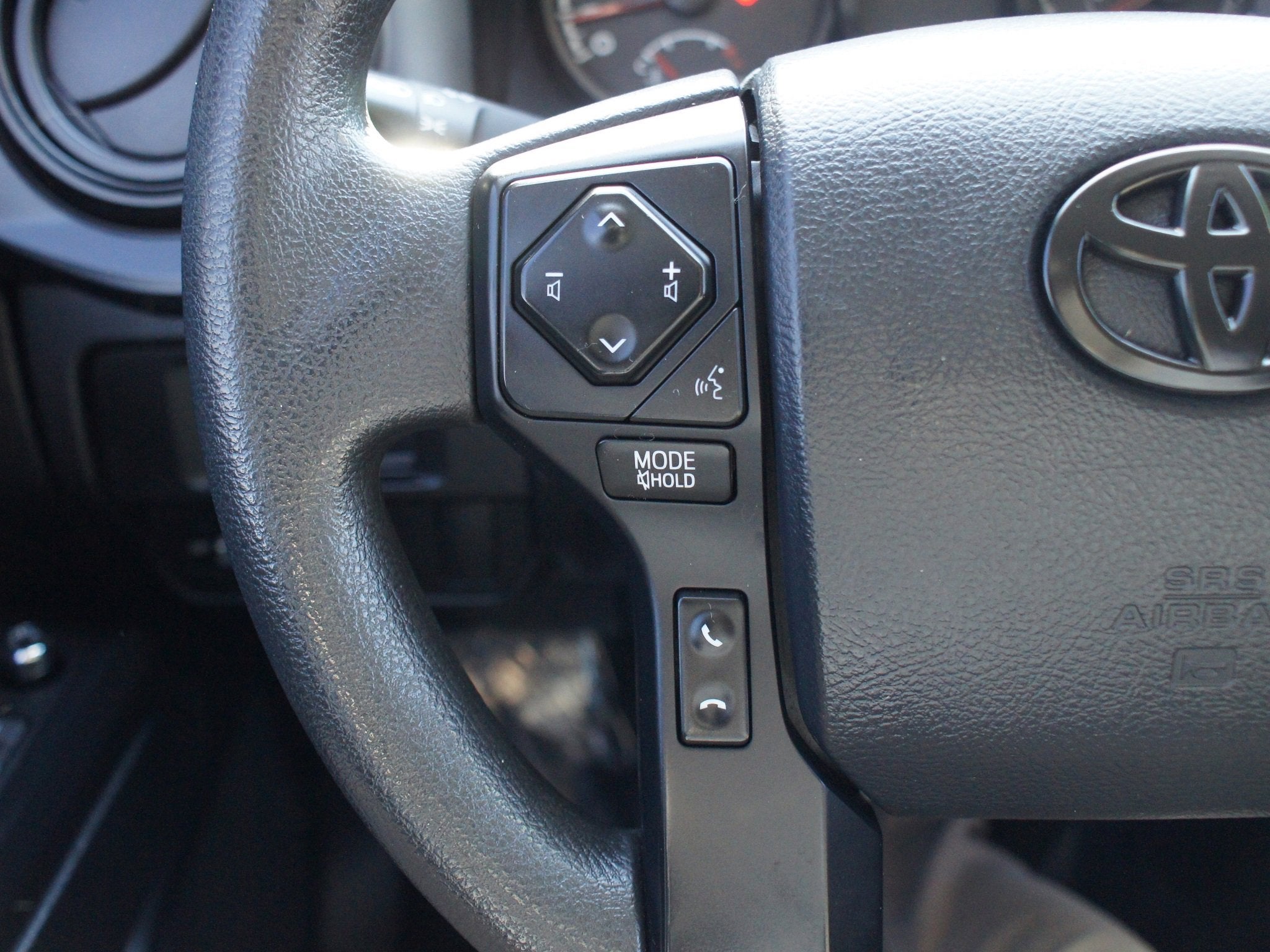 2016 Toyota Tacoma SR