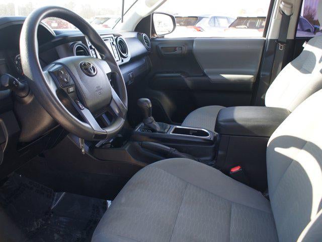 2016 Toyota Tacoma SR