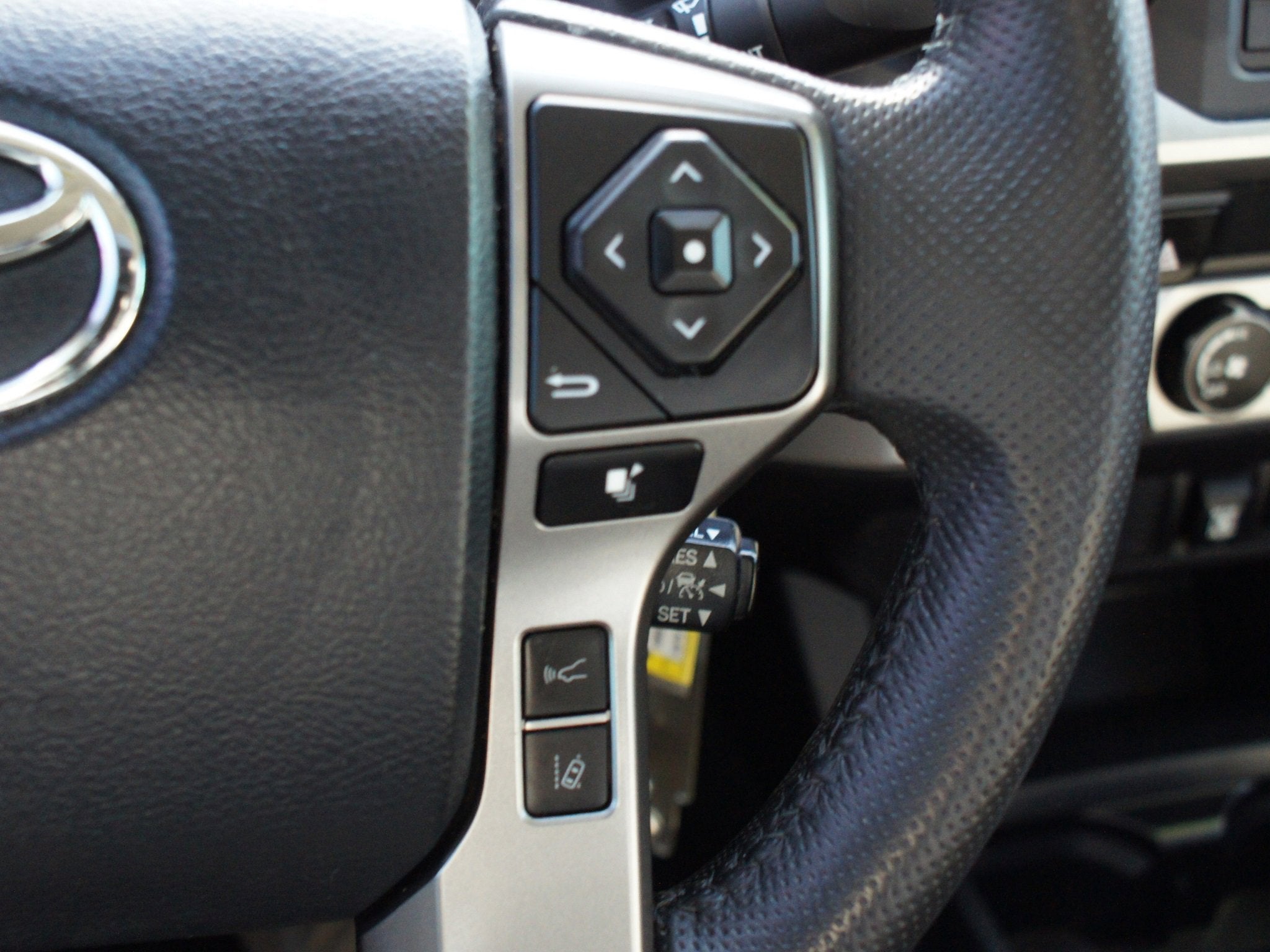 2019 Toyota Tacoma 2WD SR5