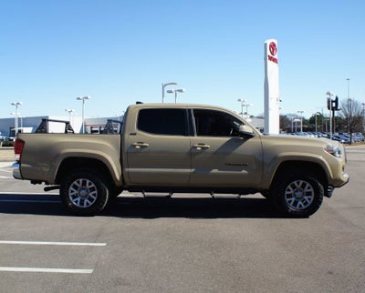 2017 Toyota Tacoma SR5