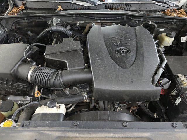 2017 Toyota Tacoma SR5