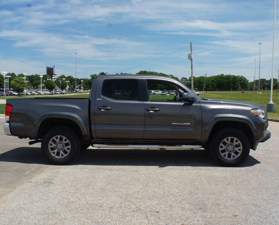 2017 Toyota Tacoma SR5