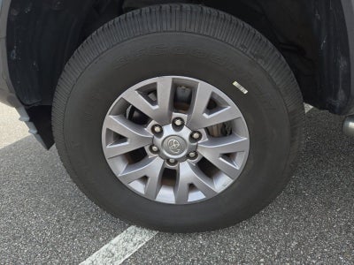 2017 Toyota Tacoma SR5