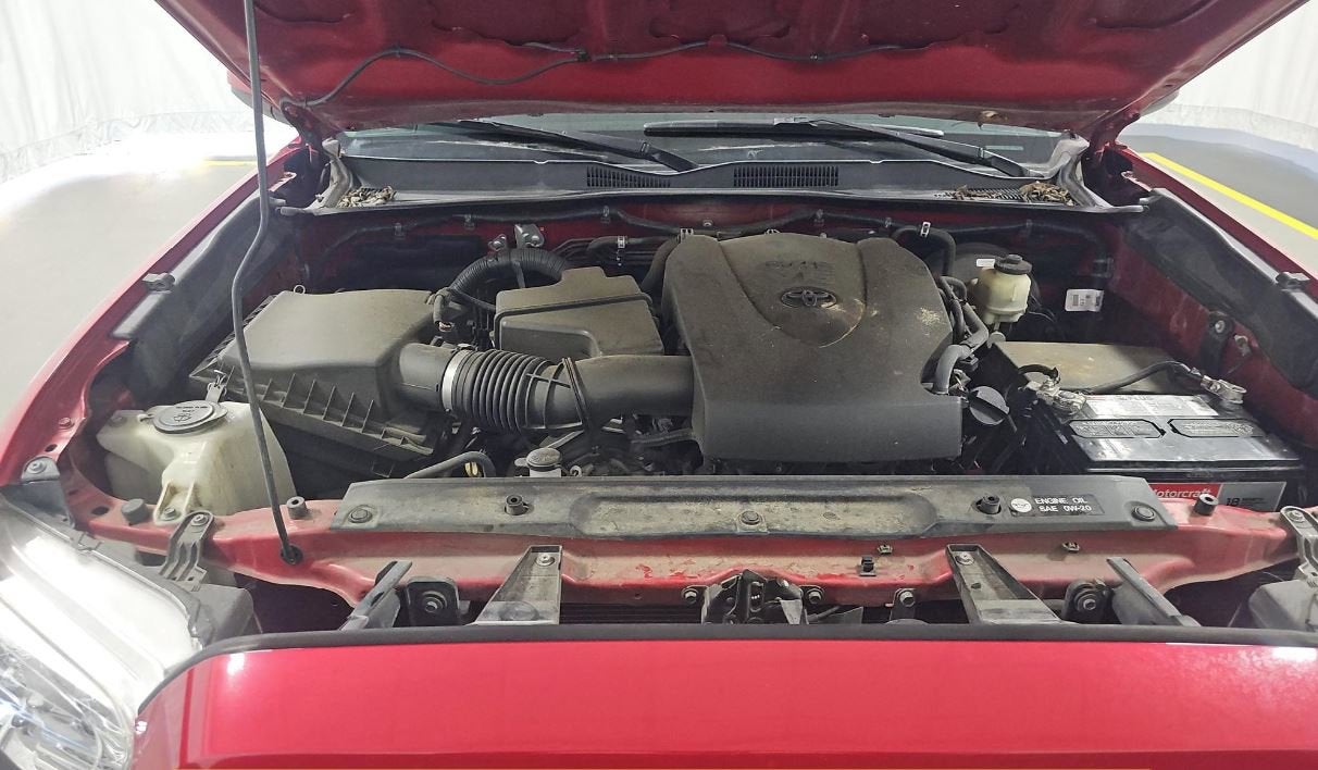 2016 Toyota Tacoma SR5