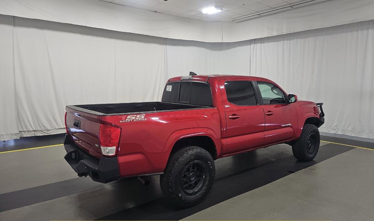 2016 Toyota Tacoma SR5