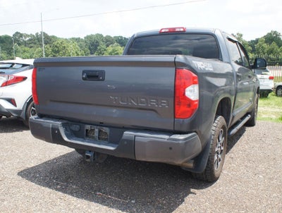 2017 Toyota Tundra 4WD SR5