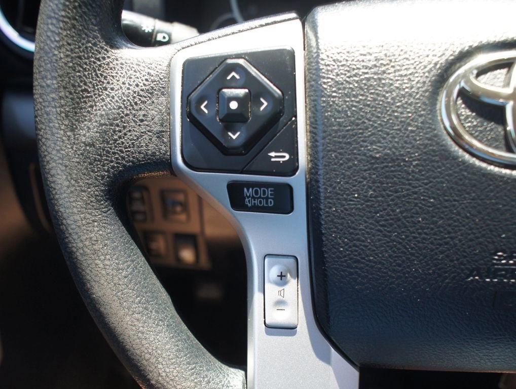 2017 Toyota Tundra 4WD SR5