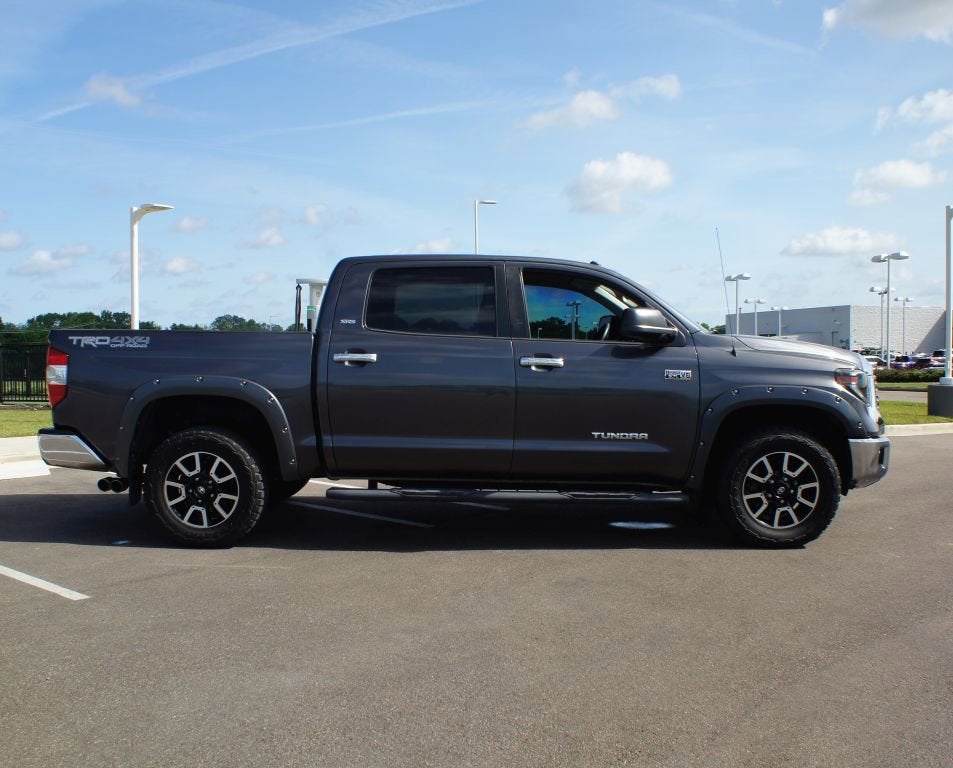 2019 Toyota Tundra 4WD SR5