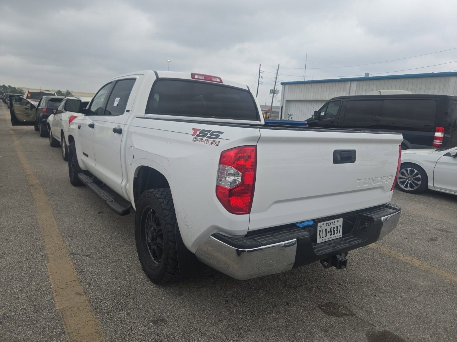 2016 Toyota Tundra 2WD Truck SR5
