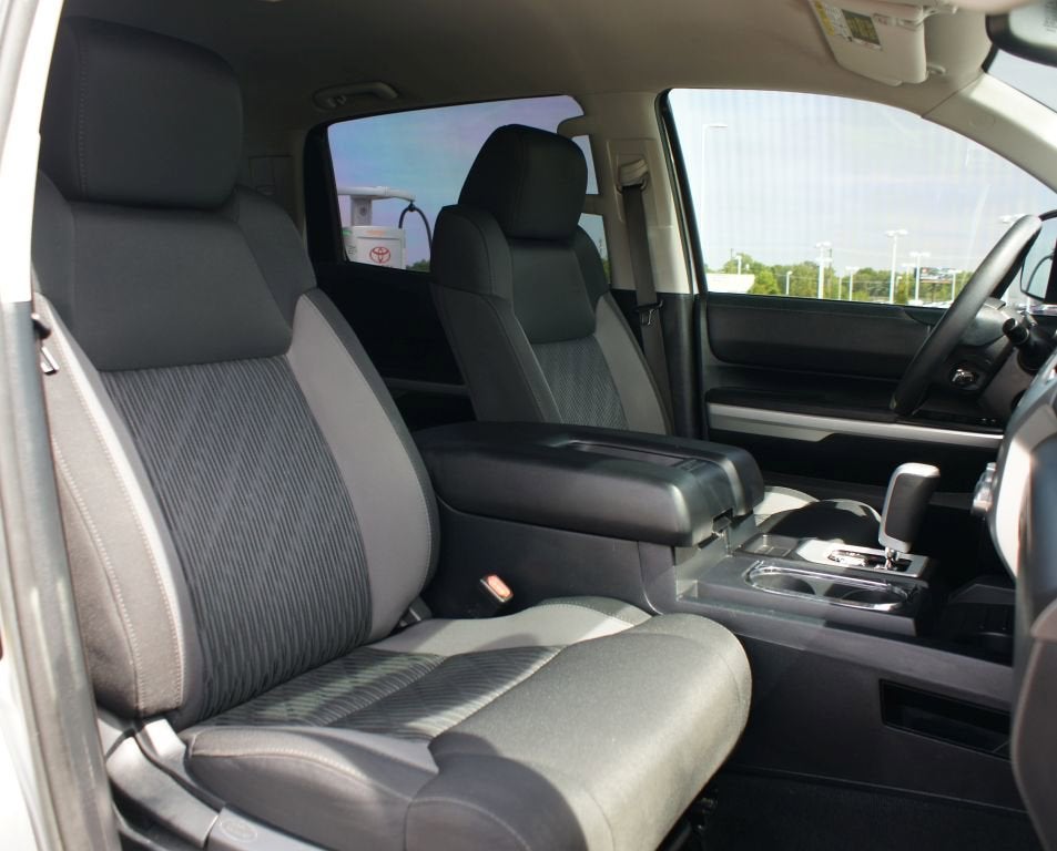 2016 Toyota Tundra 2WD Truck SR5
