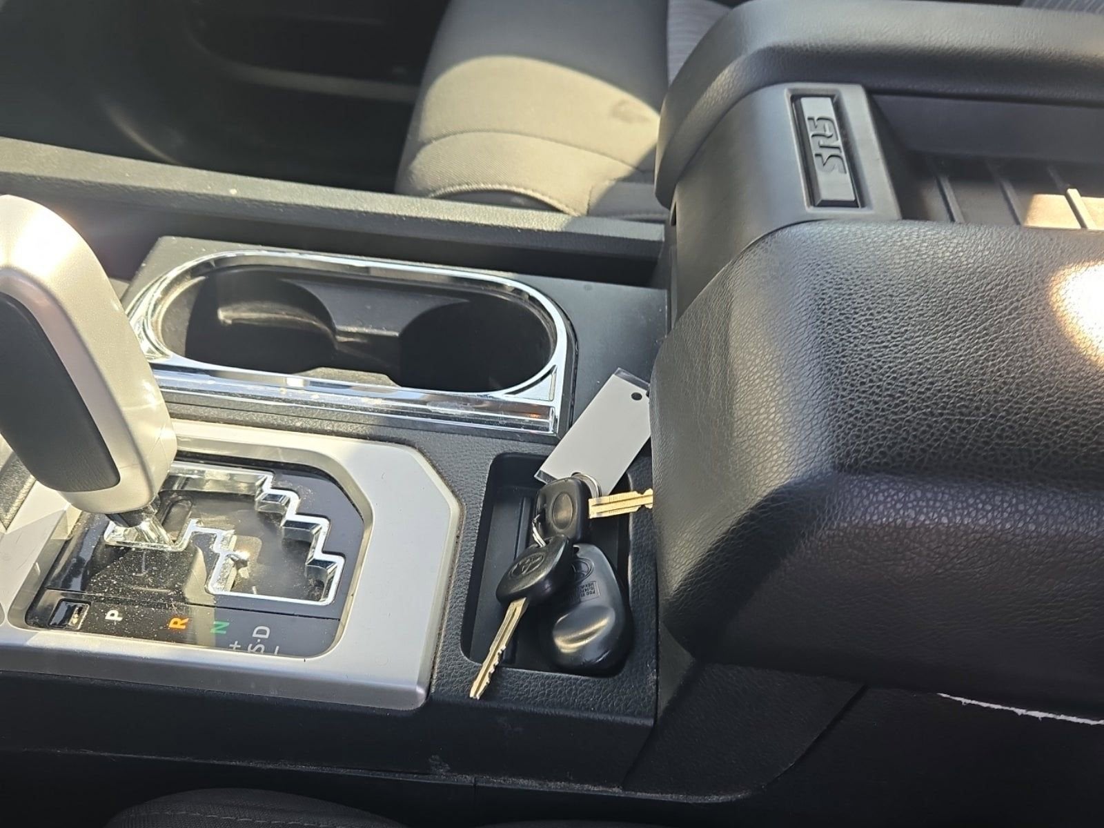 2016 Toyota Tundra 2WD Truck SR5