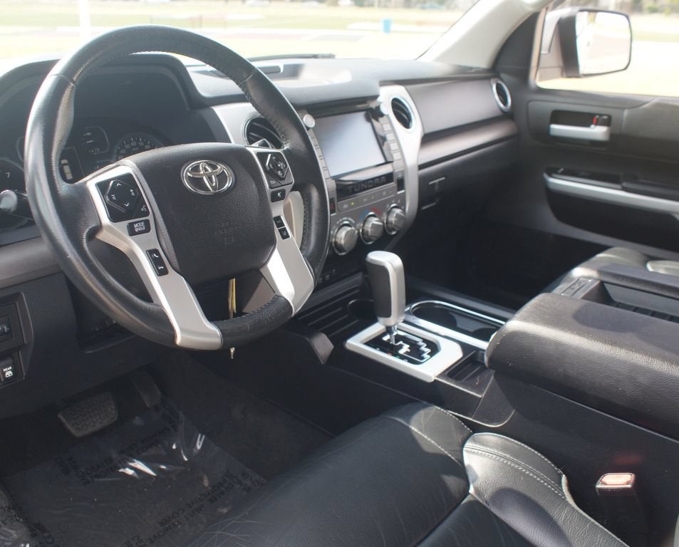 2021 Toyota Tundra 2WD SR5