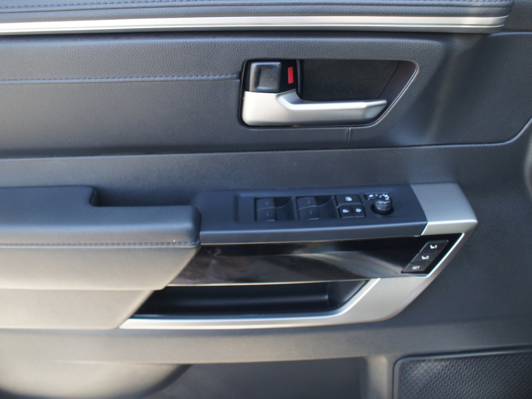 2025 Toyota Tundra 4WD Limited