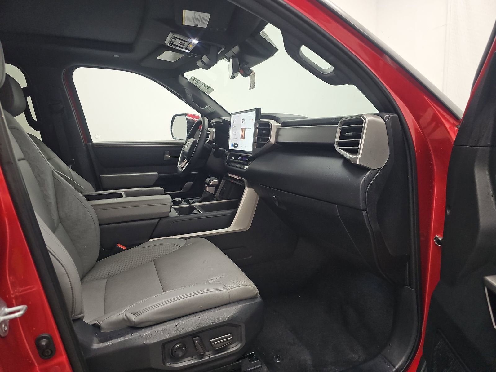 2025 Toyota Tundra 4WD Limited