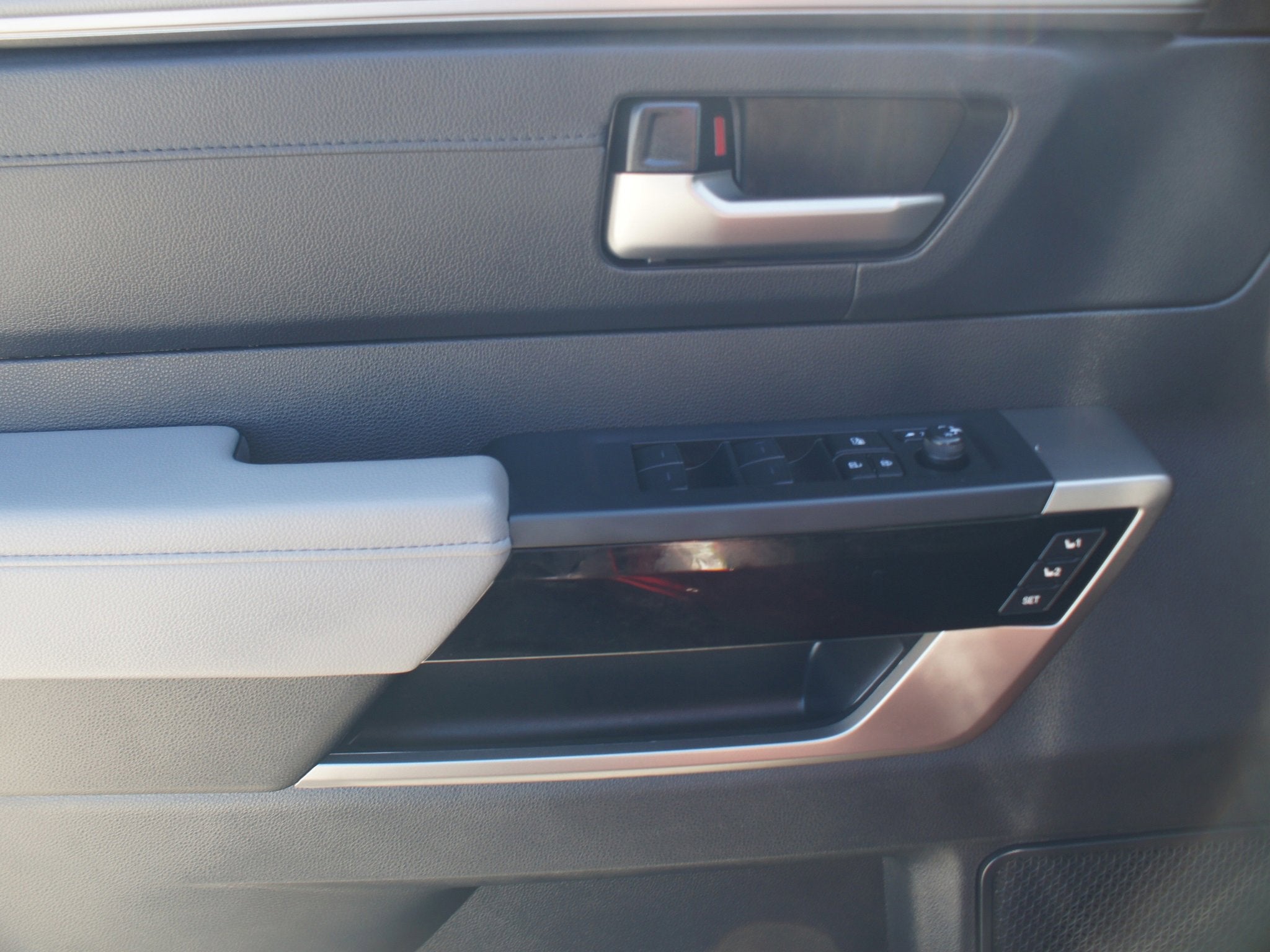 2024 Toyota Tundra 4WD Limited Hybrid