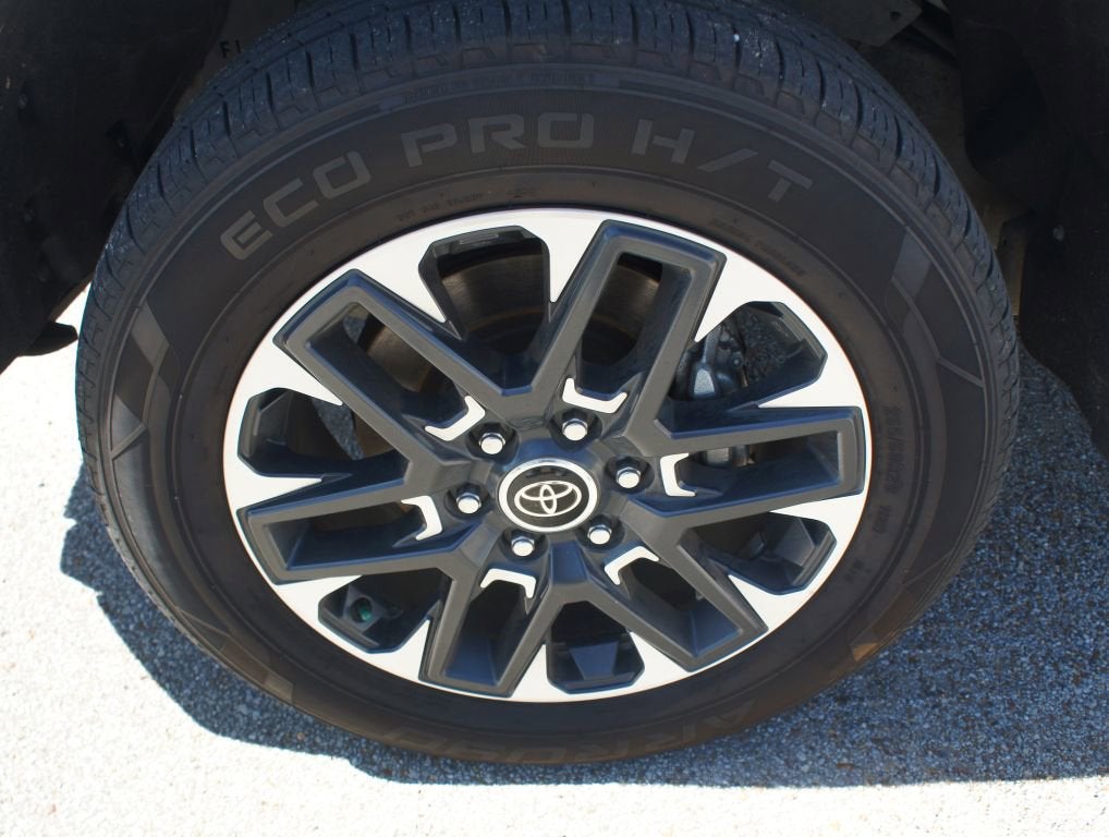 2023 Toyota Tundra 4WD Limited Hybrid