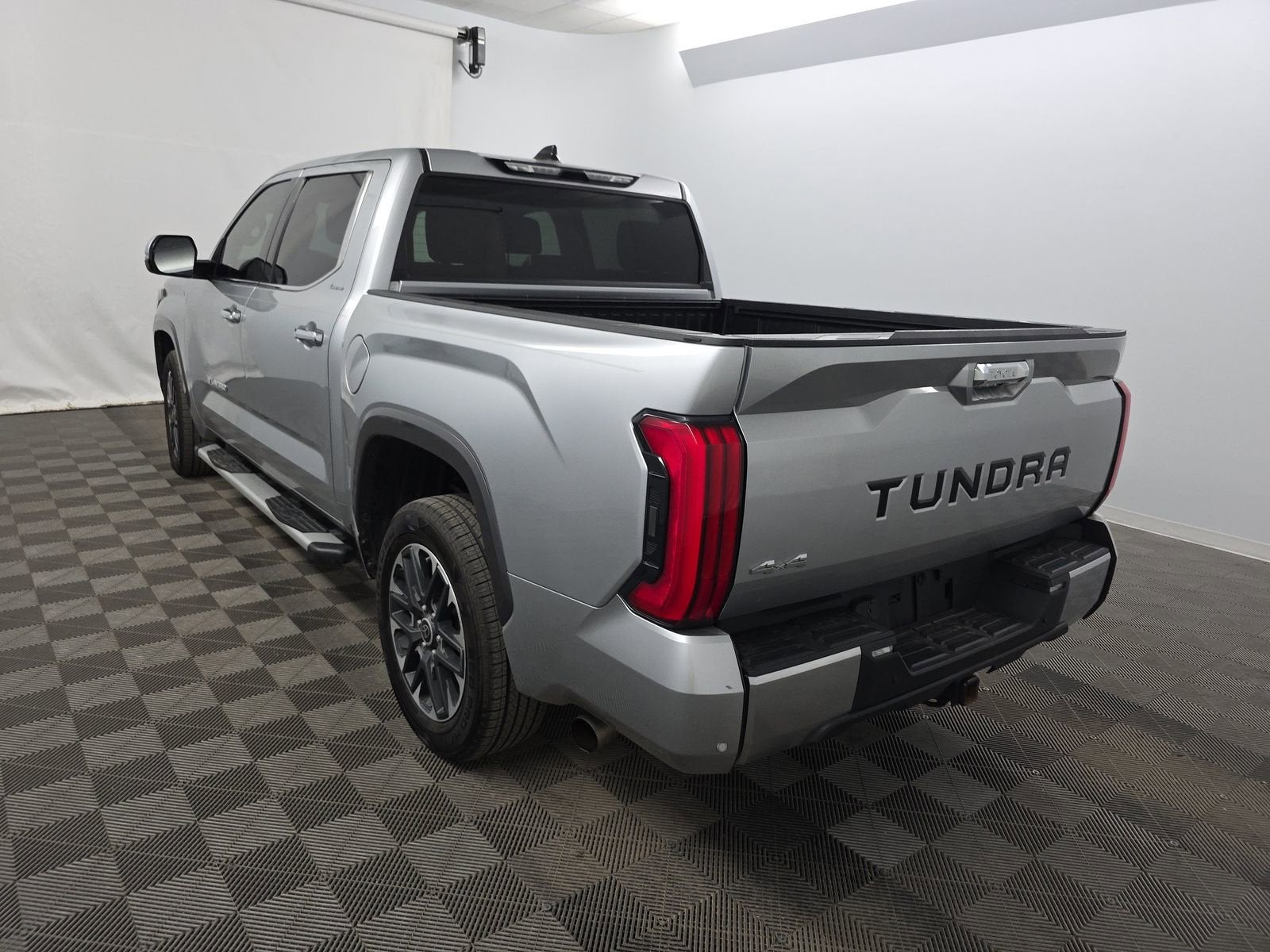 2023 Toyota Tundra 4WD Limited Hybrid