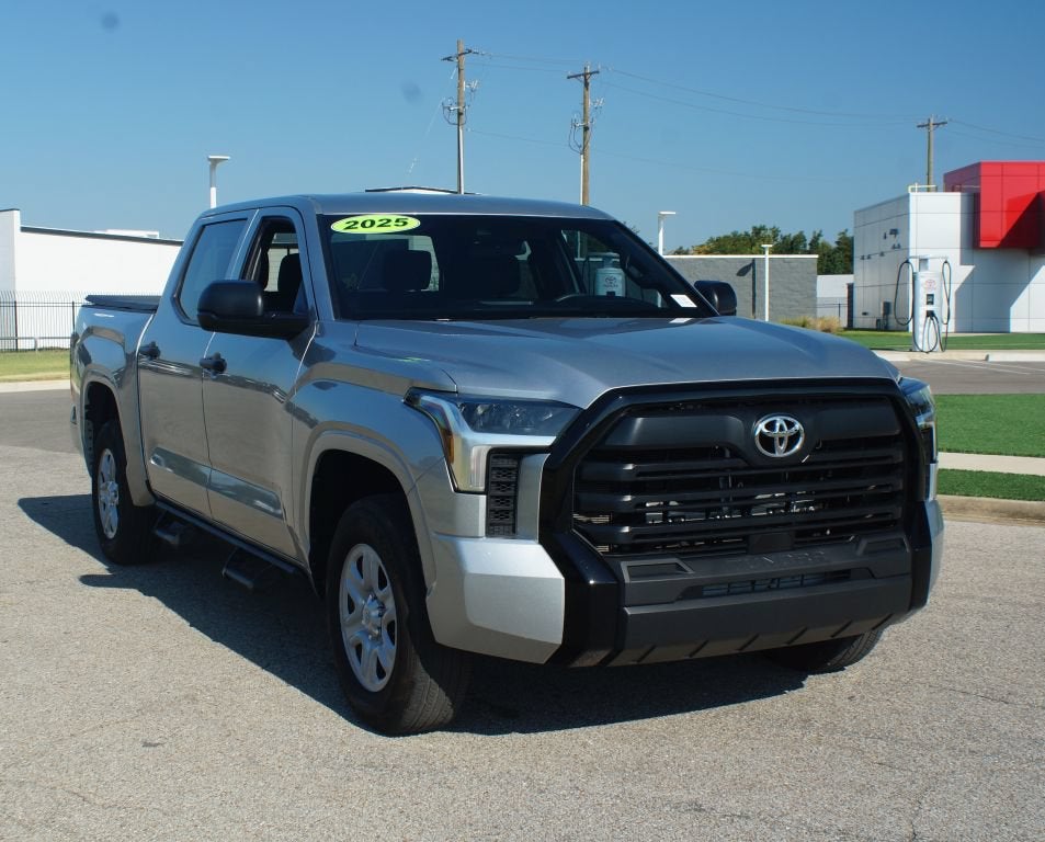 2025 Toyota Tundra 4WD SR