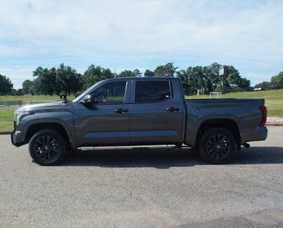2025 Toyota Tundra 4WD SR