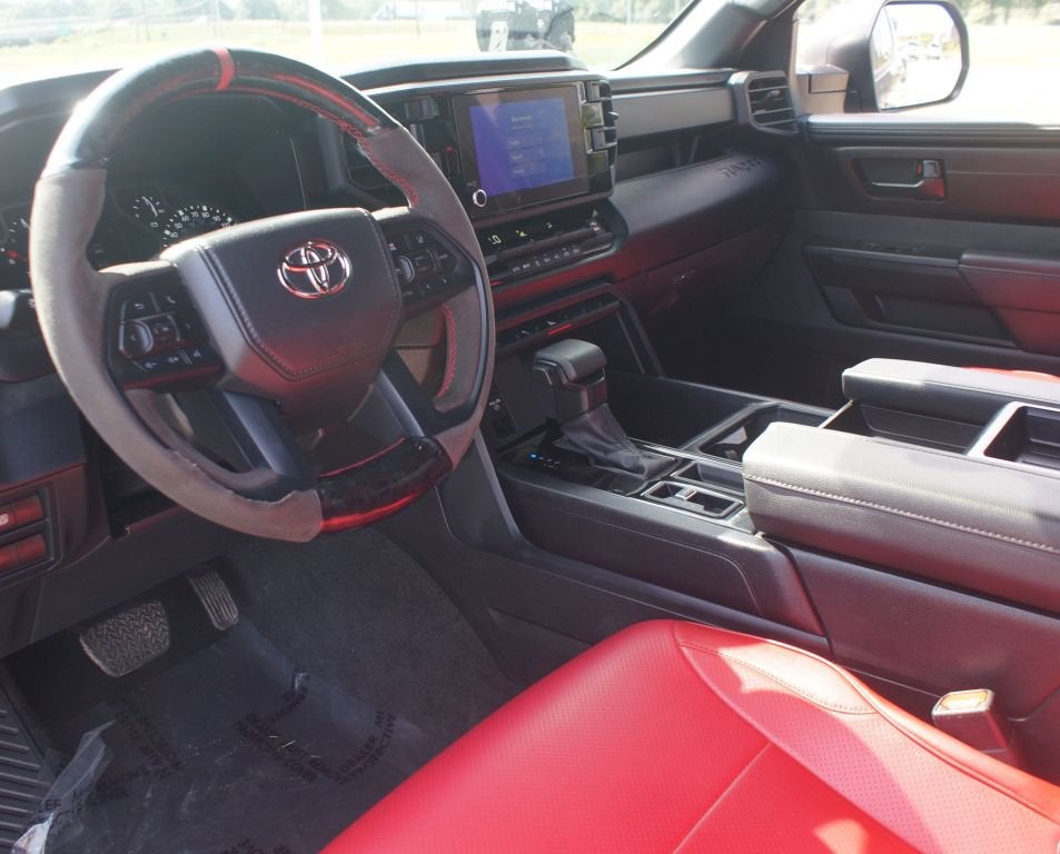2025 Toyota Tundra 4WD SR