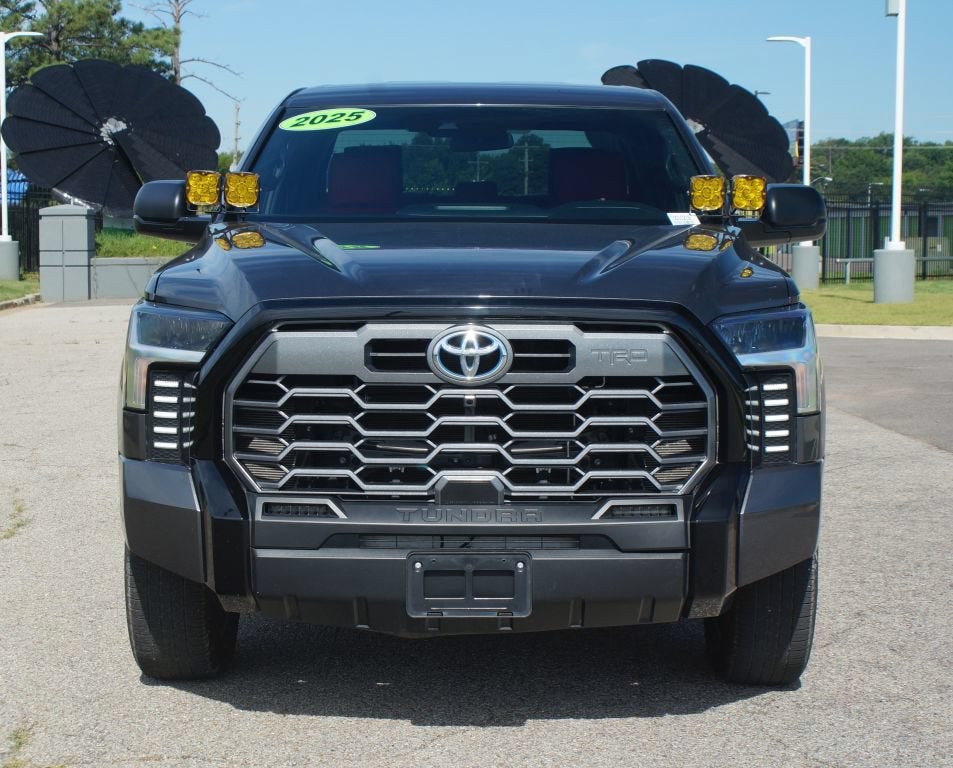 2025 Toyota Tundra 4WD SR
