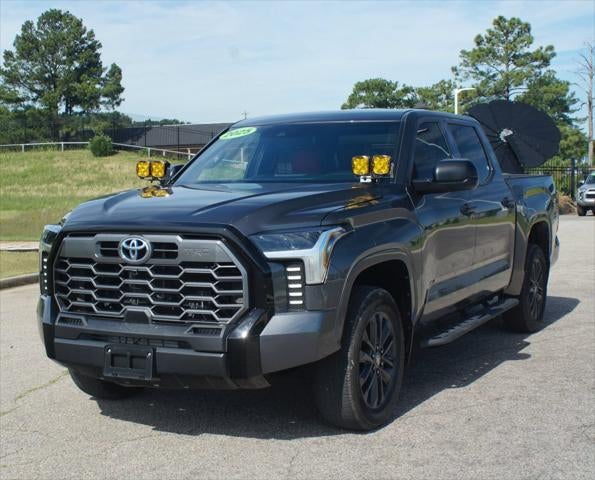 2025 Toyota Tundra 4WD SR