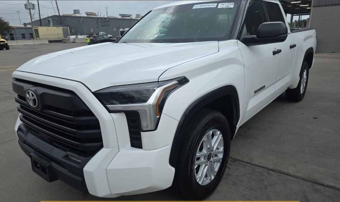 2022 Toyota Tundra 2WD SR5