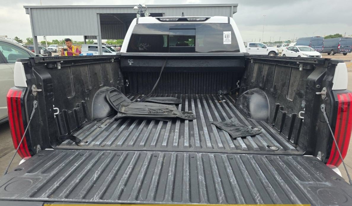 2022 Toyota Tundra 2WD SR5