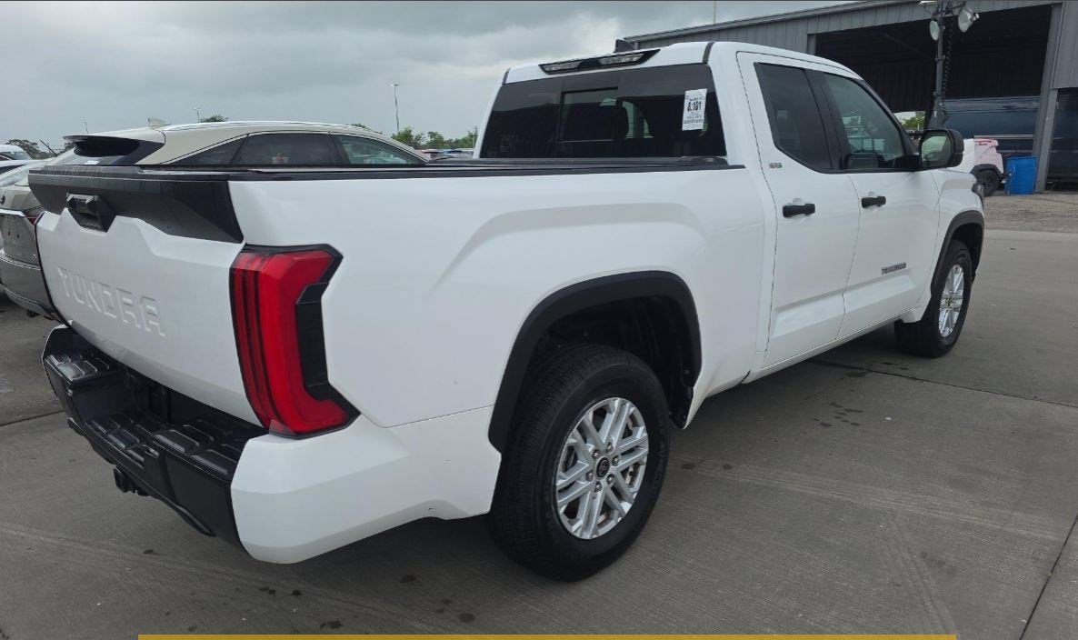 2022 Toyota Tundra 2WD SR5