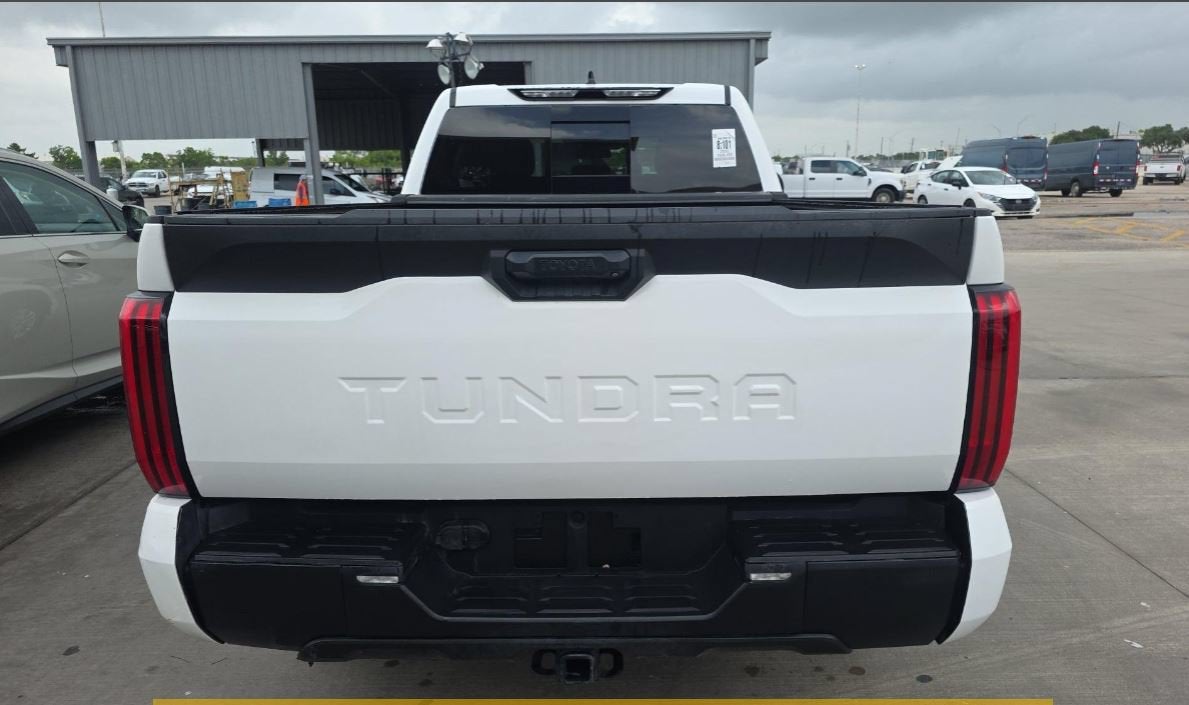 2022 Toyota Tundra 2WD SR5
