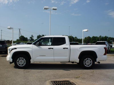 2022 Toyota Tundra 2WD SR5