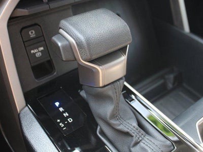 2022 Toyota Tundra 2WD SR5