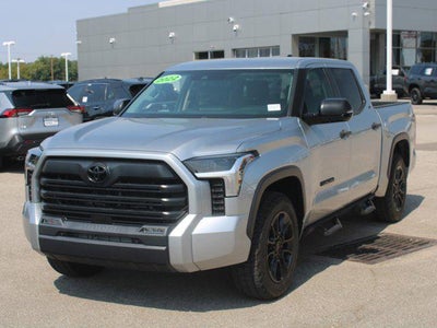 2022 Toyota Tundra 2WD SR5