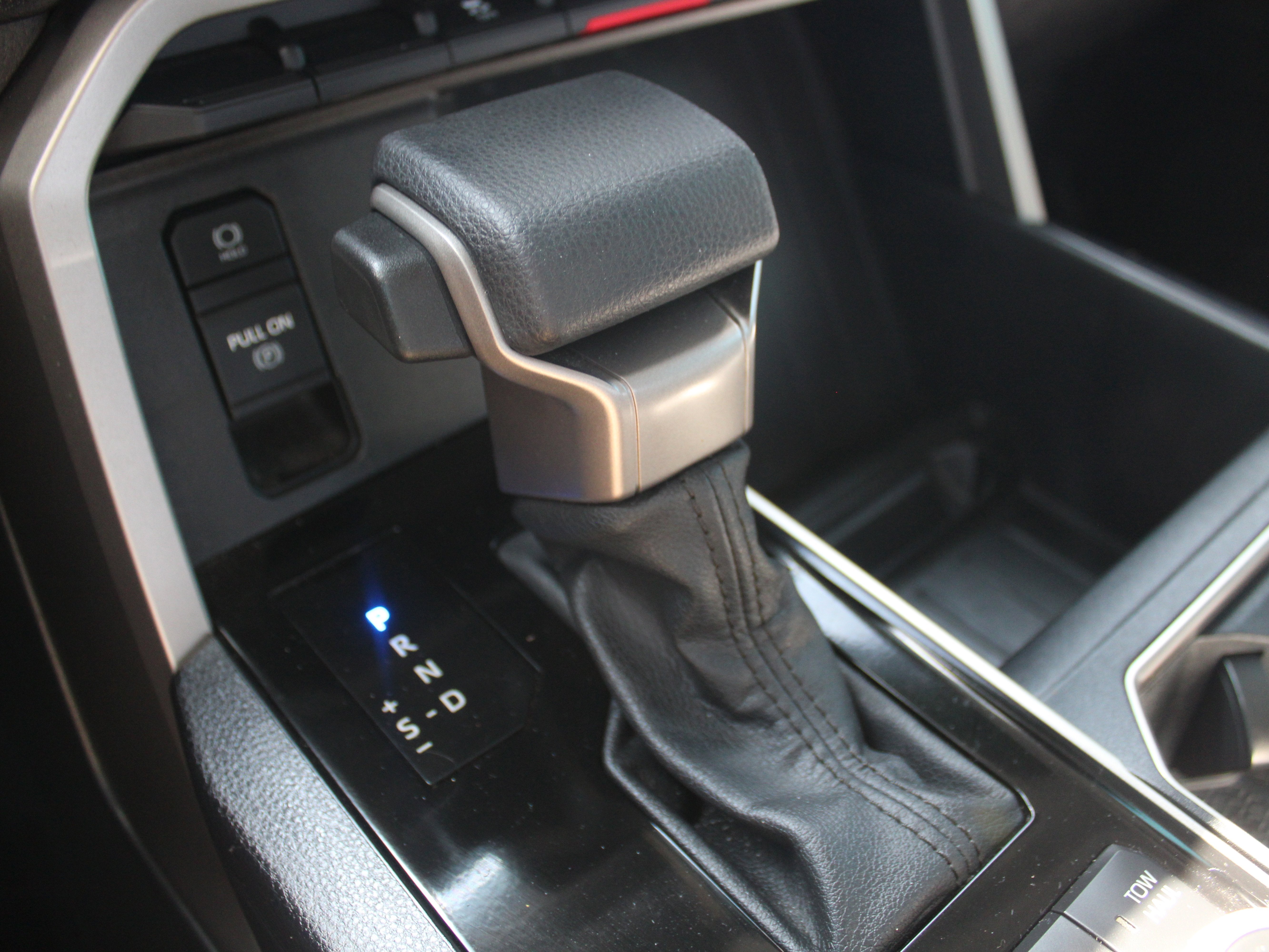 2022 Toyota Tundra 2WD SR5