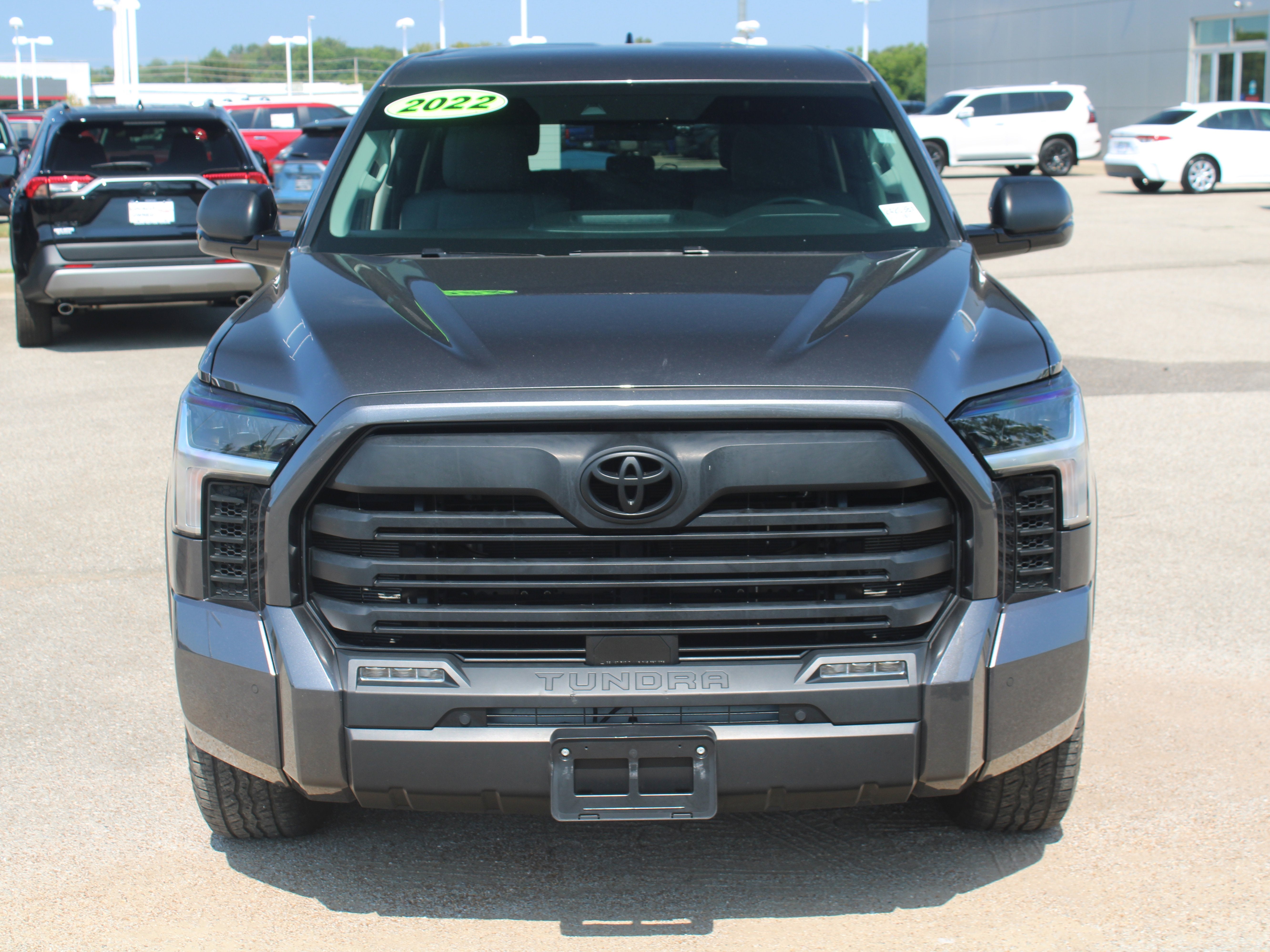 2022 Toyota Tundra 2WD SR5