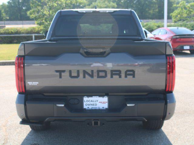2022 Toyota Tundra 2WD SR5