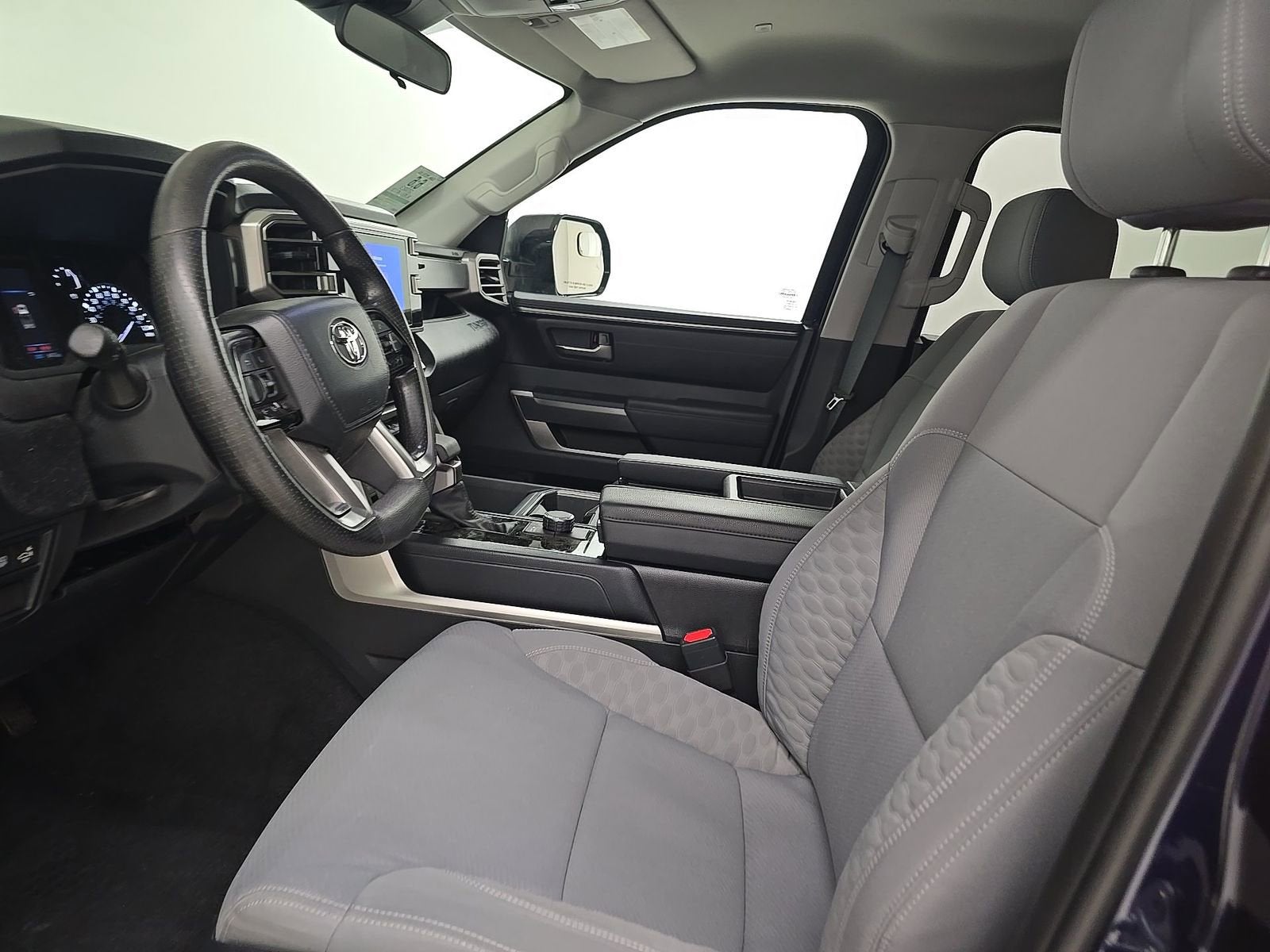 2023 Toyota Tundra 2WD SR5