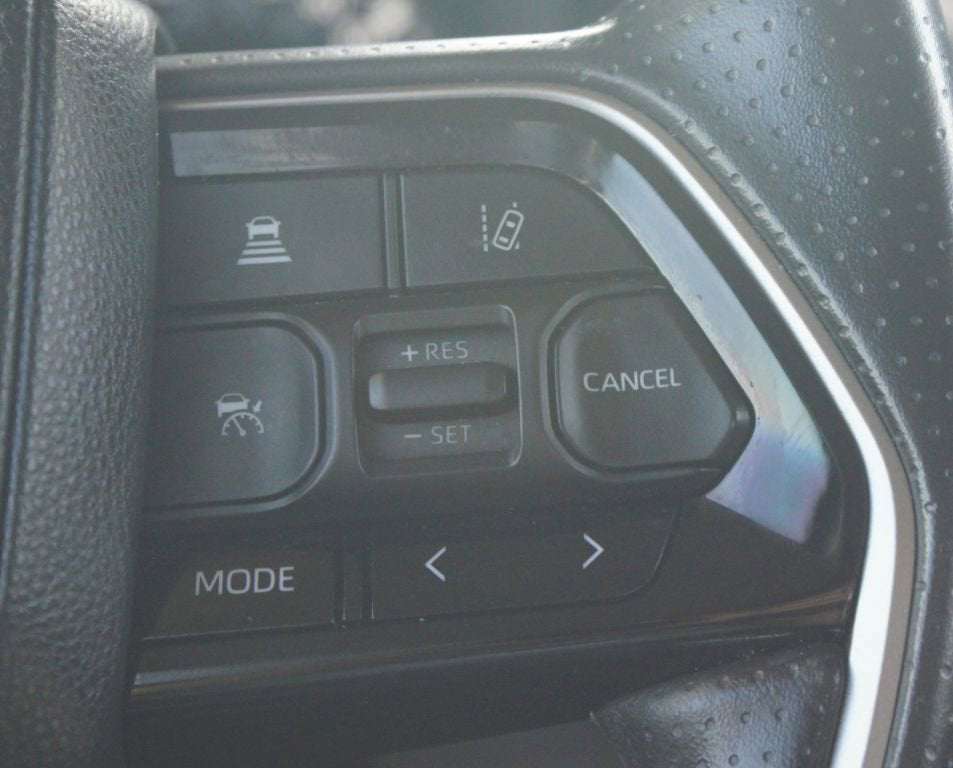 2022 Toyota Tundra 2WD SR5