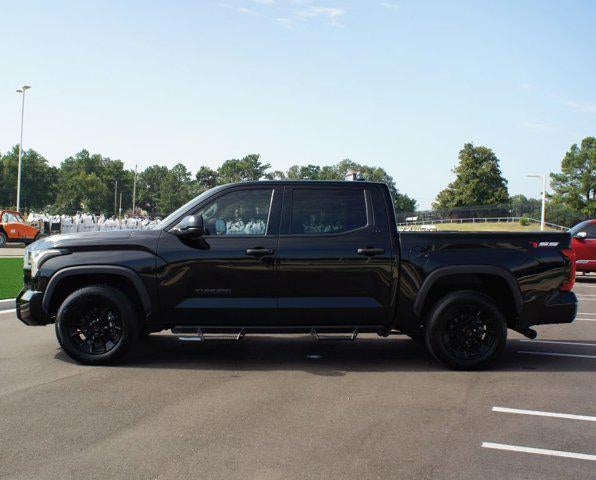 2022 Toyota Tundra 2WD SR5