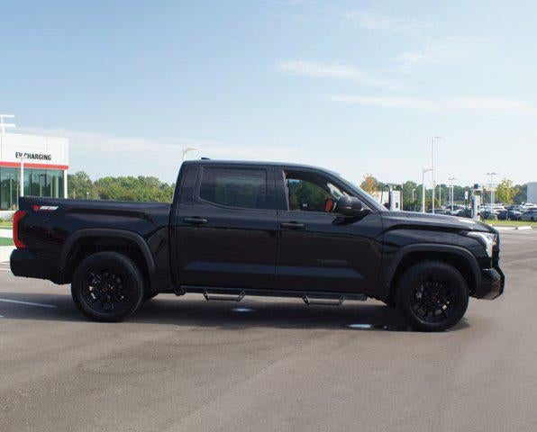 2022 Toyota Tundra 2WD SR5