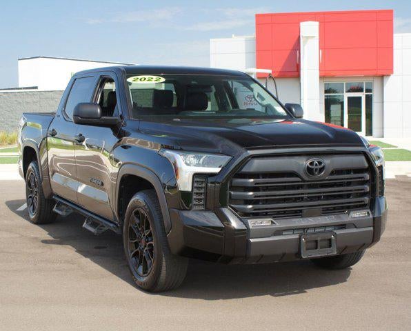 2022 Toyota Tundra 2WD SR5