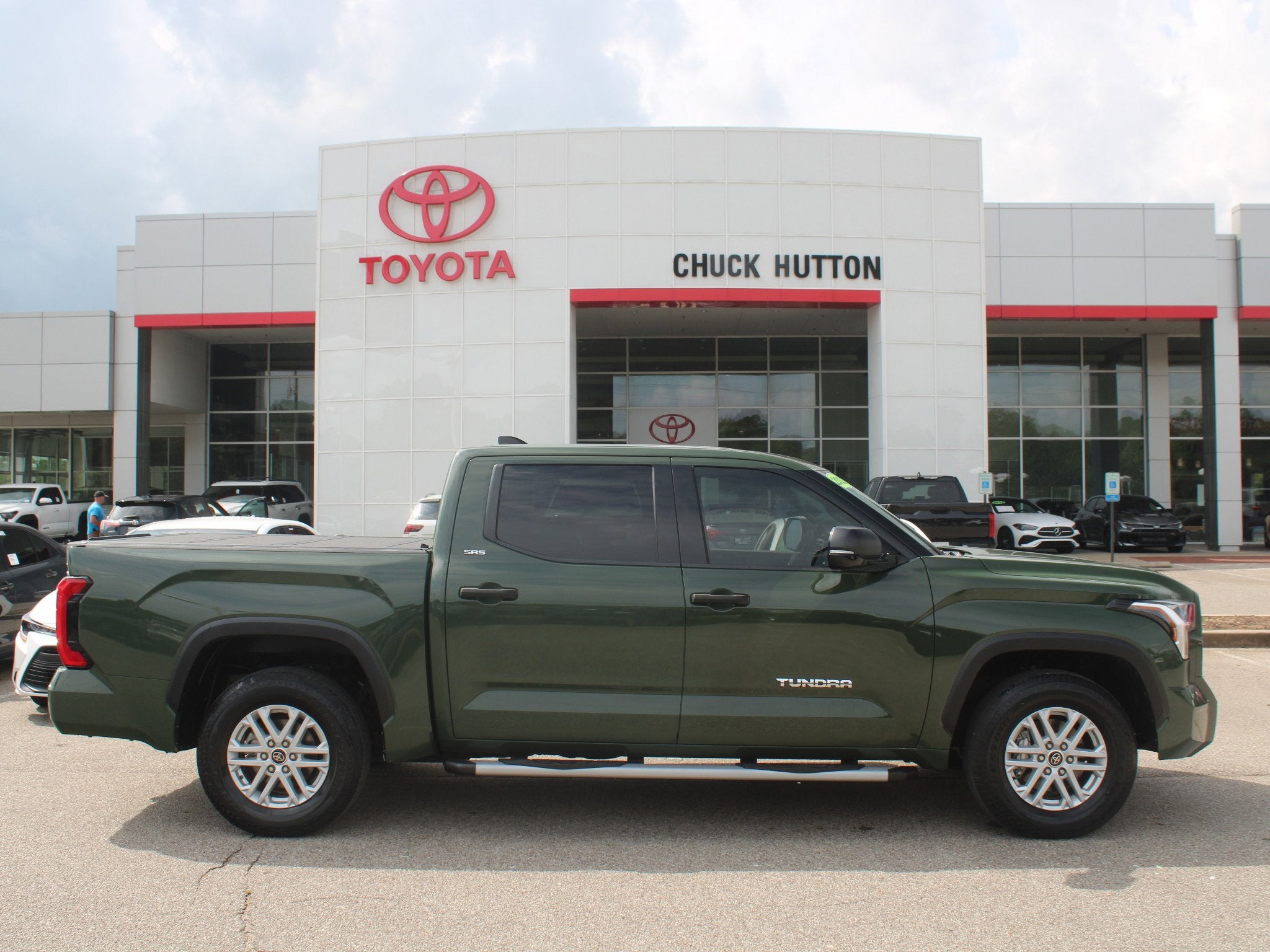 2022 Toyota Tundra 2WD SR5