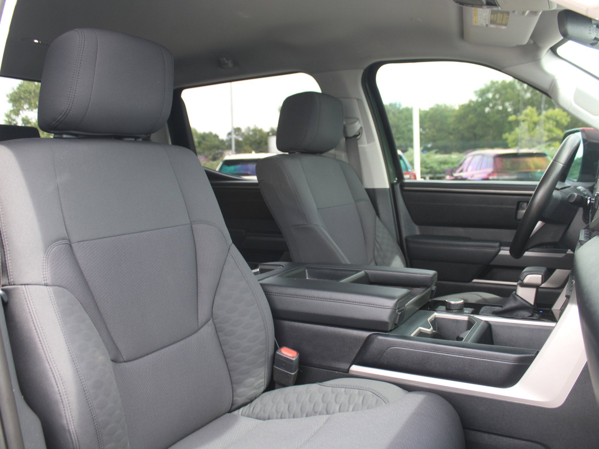 2022 Toyota Tundra 2WD SR5